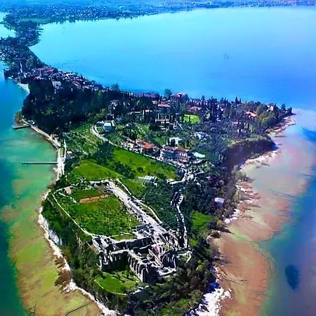 Sirmione Apartment *