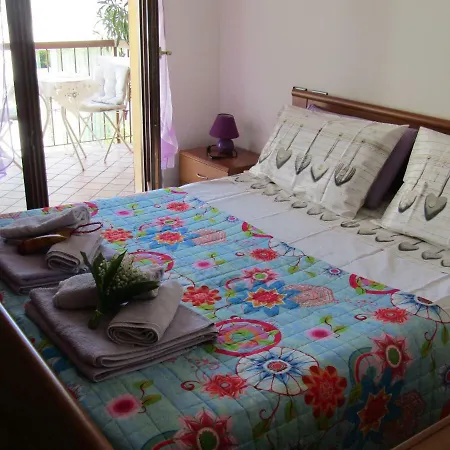 Sirmione Apartment *